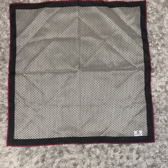 NEW Givenchy Mini Scarf - Picture 5 of 7